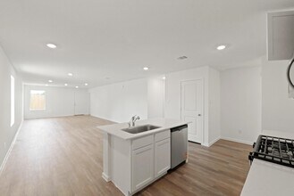 Building Photo - 14316 Leafy Willow Dr