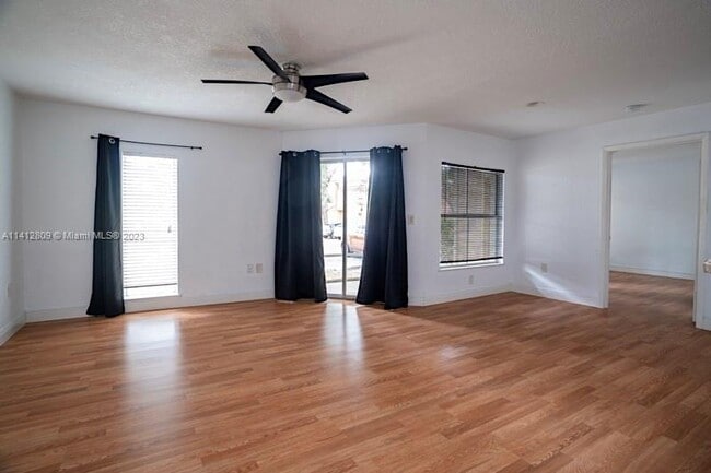 Photo - 4807 Via Palm Lakes Apartment