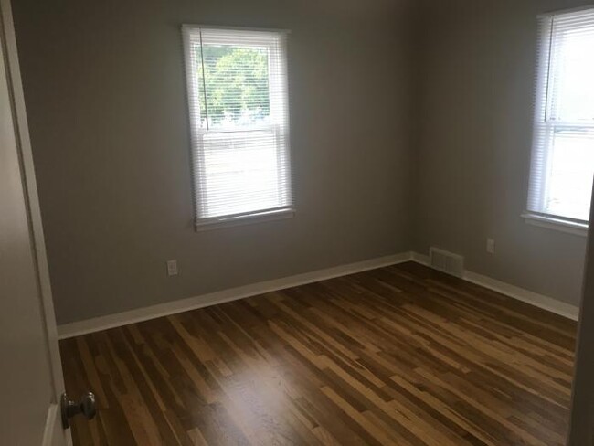 Building Photo - 2 bedroom in Spokane WA 99205