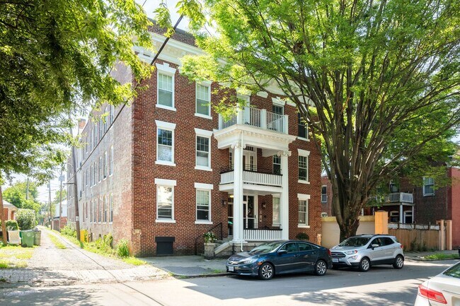 Foto del edificio - 101 N Stafford Ave