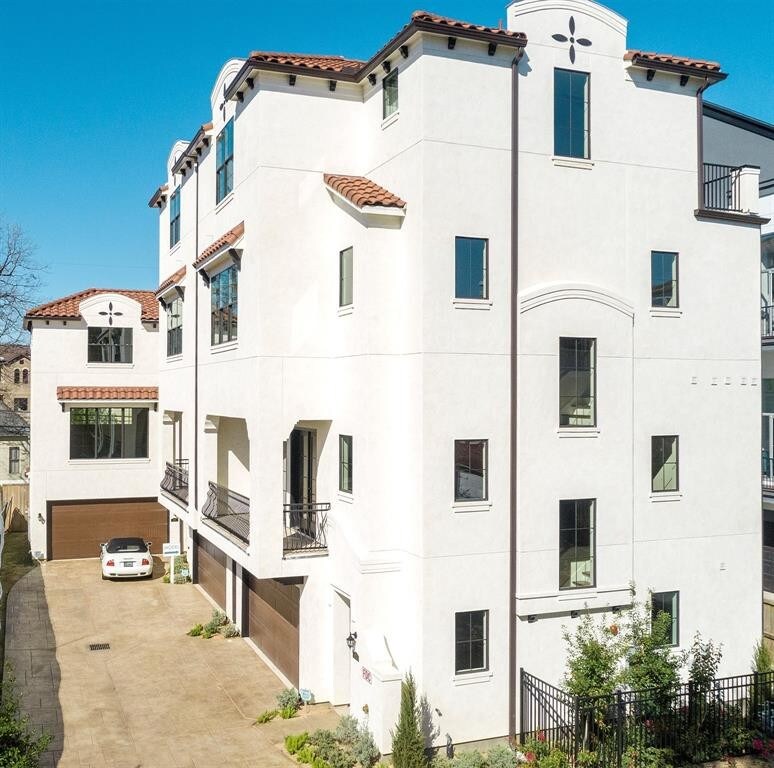 4222 Gibson St, Houston, TX 77007 House Rental in Houston, TX