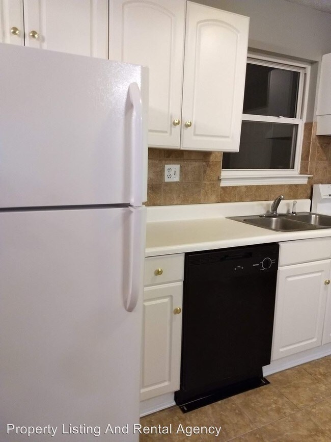 Building Photo - 2 br, 2.5 bath House - 111 Copper Court