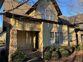 Building Photo - 101 West Ln