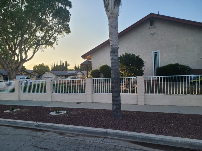Building Photo - 9149 Croce Dr