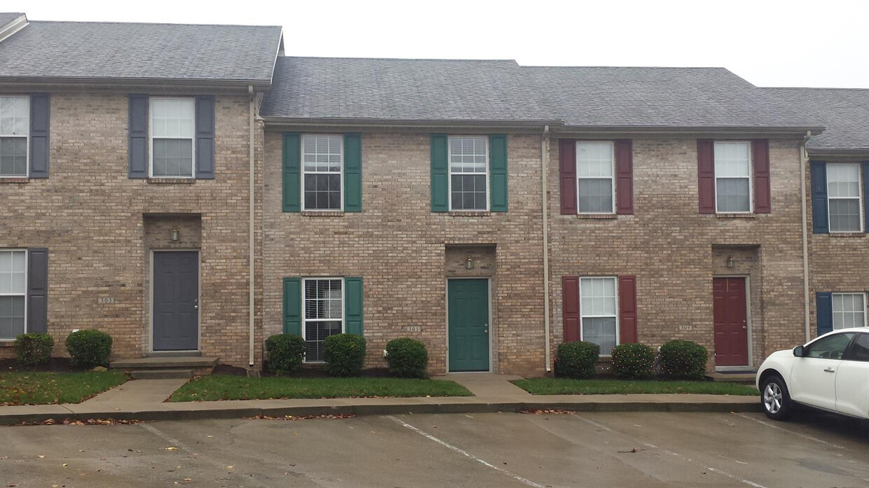 Foto principal - 325 Furlong View Ct