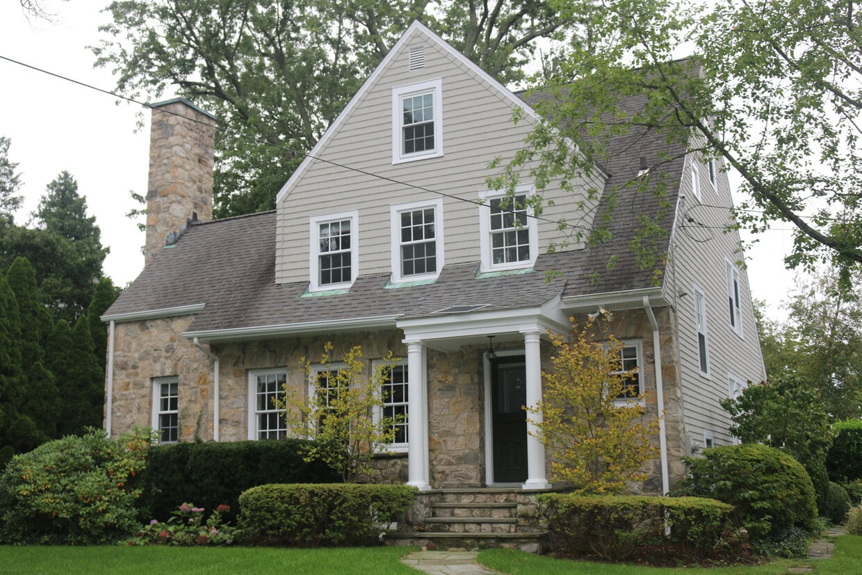 118 Shore Rd, Greenwich, CT 06870 House Rental in Greenwich, CT