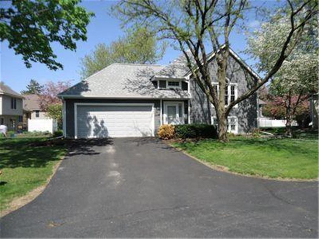 Foto principal - 7540 W 111th St
