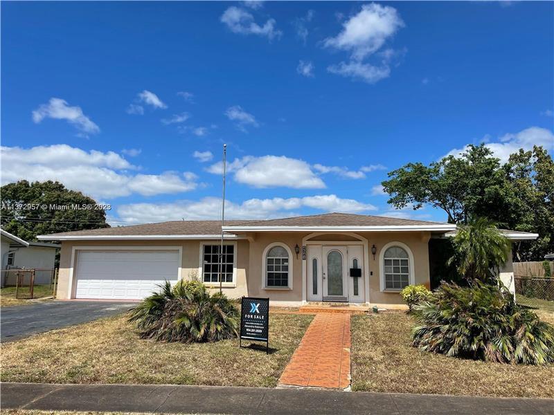 4541 NW 6th St, Plantation, FL 33317 Condo for Rent in Plantation, FL