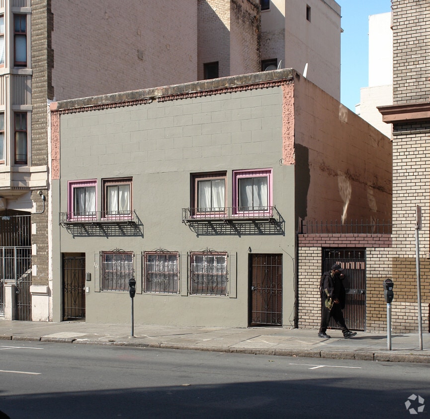 Primary Photo - 345 Hyde St