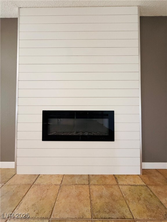 Foto del edificio - 4241 Satinwood Dr