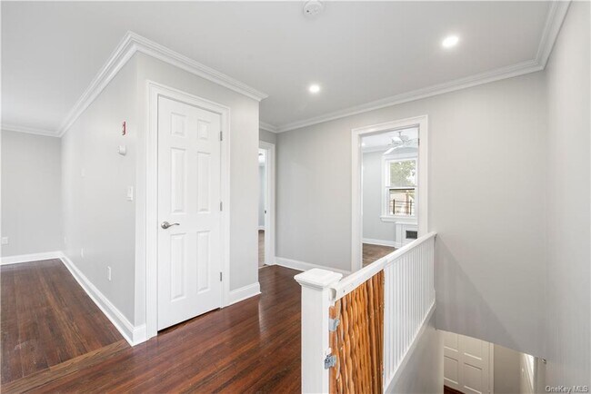 Building Photo - 524 Kimball Ave
