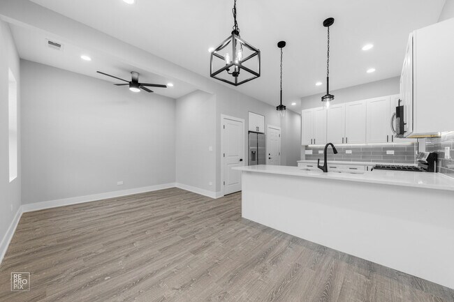 Foto del edificio - 2317 W Taylor St
