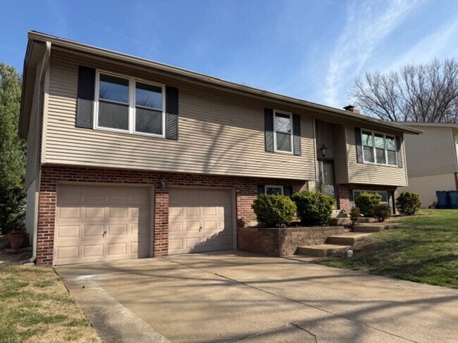 Foto del edificio - Spacious 5BR / 2BA in Manchester For Rent