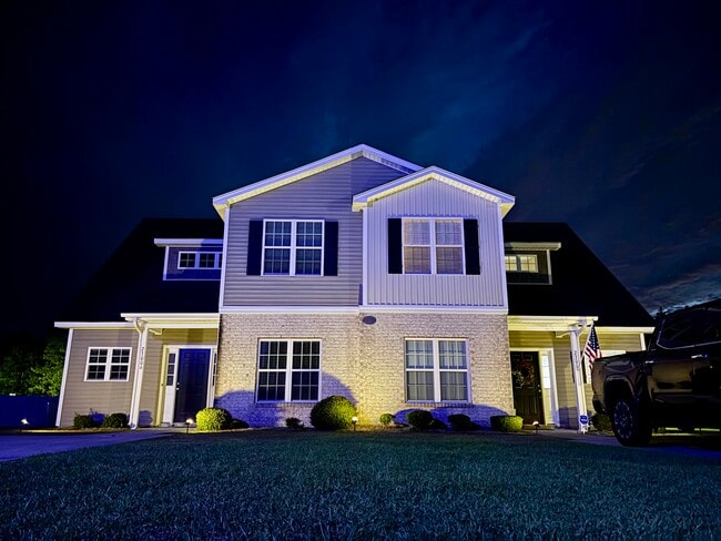 Building Photo - 2300 Chavis Dr
