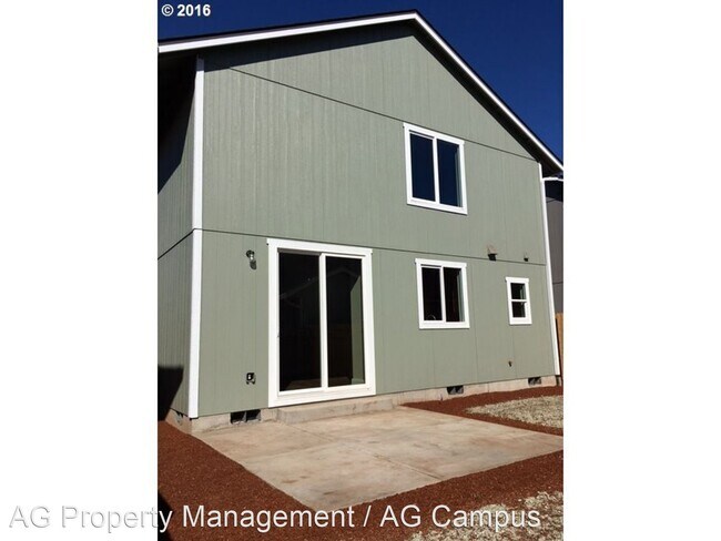 Building Photo - 3 br, 2.5 bath House - 1838 Allea Drive