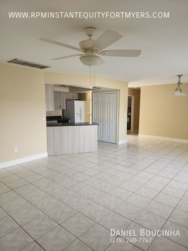 Foto del edificio - Upgraded 2-Bedroom Duplex in Cape Coral