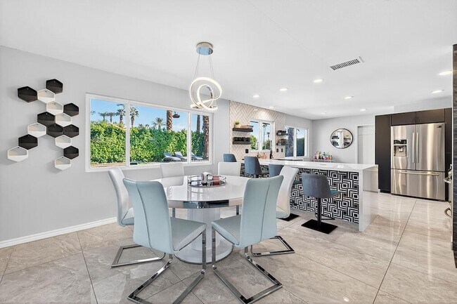 Building Photo - 75496 Desert Park Dr