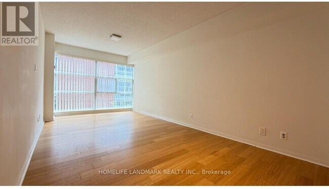 Building Photo - 11-411 St Joseph St