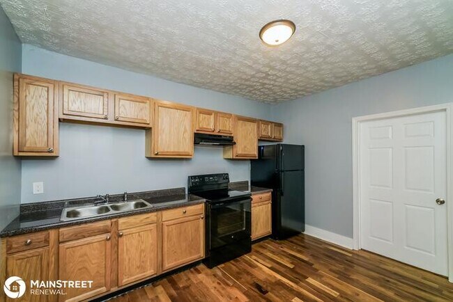 Foto del edificio - 3526 Vermont Ave, Louisville, KY 40211