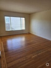 Building Photo - 2741 Judah St