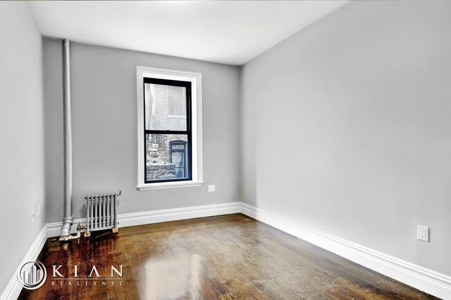 Building Photo - 291 Edgecombe Ave
