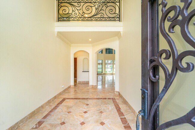 Foto del edificio - 1743 Randons Point Dr