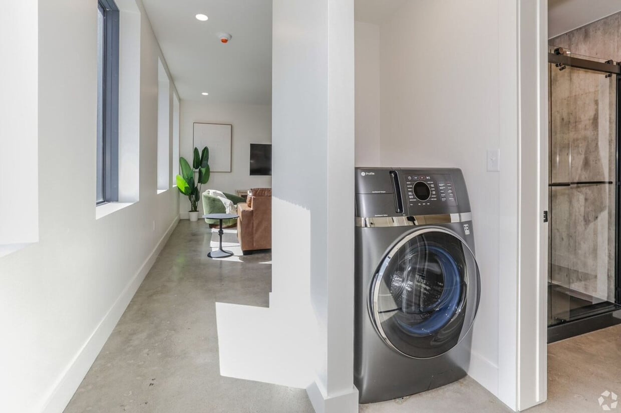 Foto del edificio - 120 W 3rd St