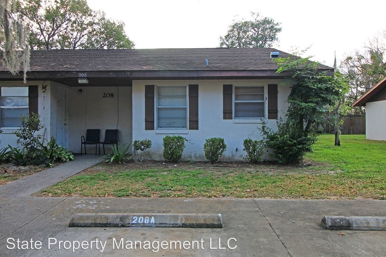 206 S Galena Ave, Minneola, FL 34715 Condo for Rent in Minneola, FL