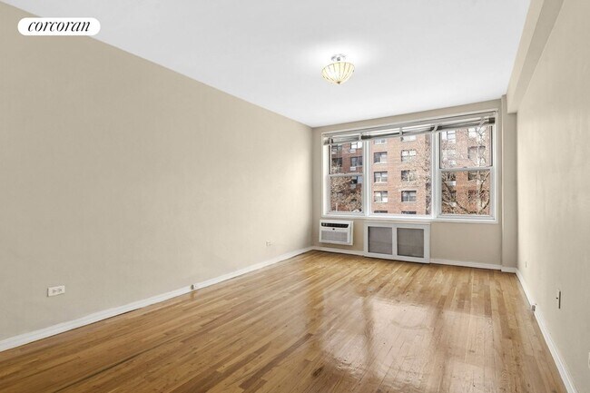 Foto del edificio - 310 Beverley Rd
