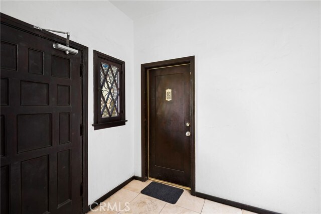 Foto del edificio - 218 E Windsor Rd
