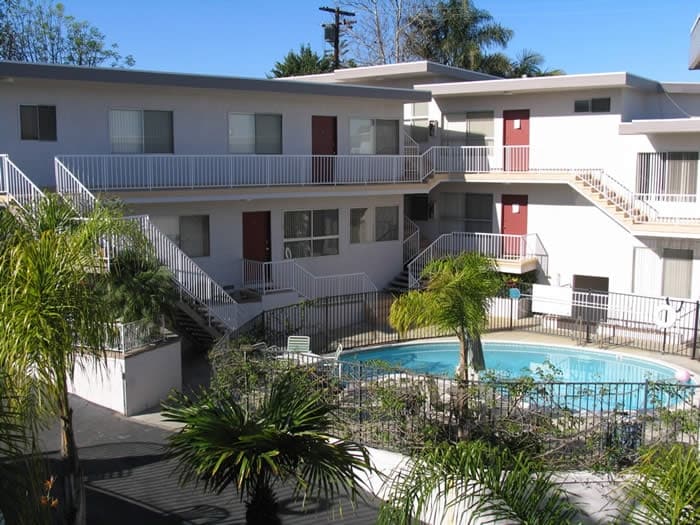 Swimming Pool - 5808-5816 S Pacific Coast Hwy