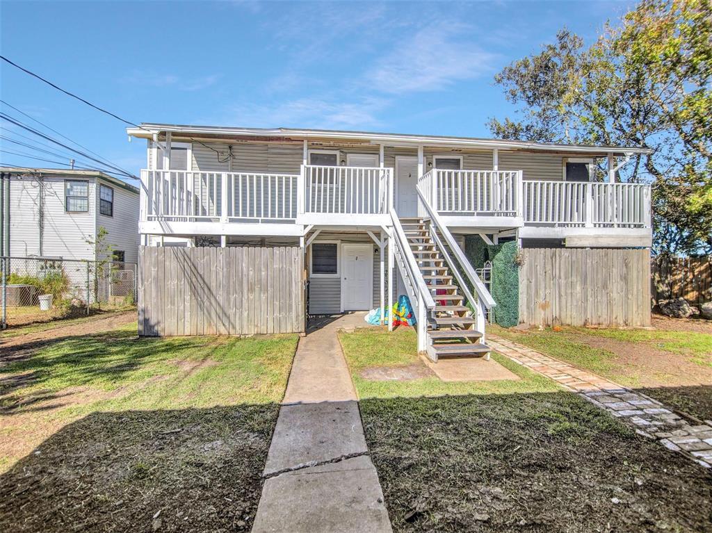 123 W 6th St Unit 2, Freeport, TX 77541 Room for Rent in Freeport, TX