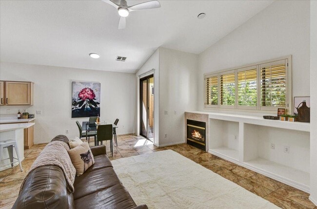 Building Photo - 3247 E Maldonado Dr