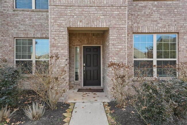 Foto del edificio - 9800 Katy Creek Ct