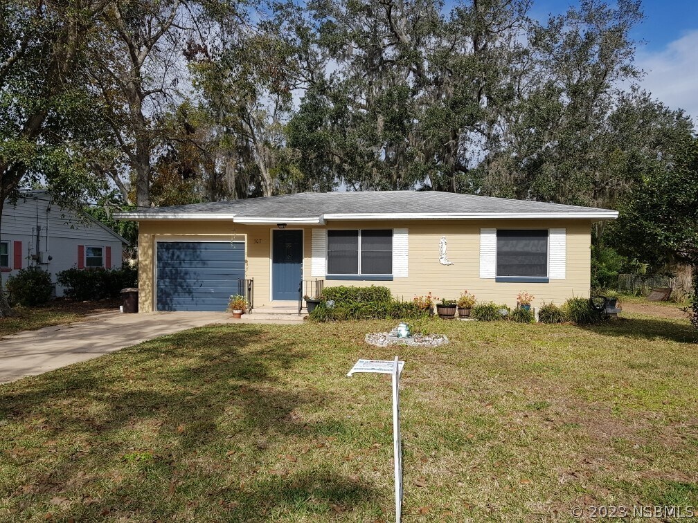 Primary Photo - 307 Trudgeon Dr
