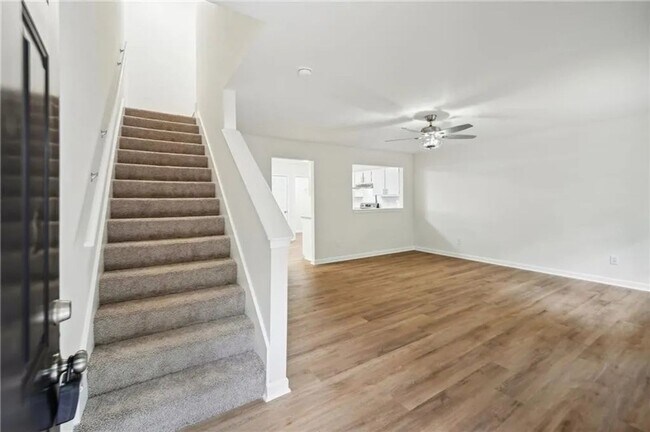 Foto del edificio - Rare Low Maintenance Home