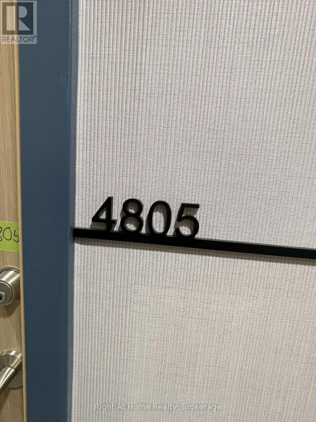 Building Photo - 395 Square One Dr