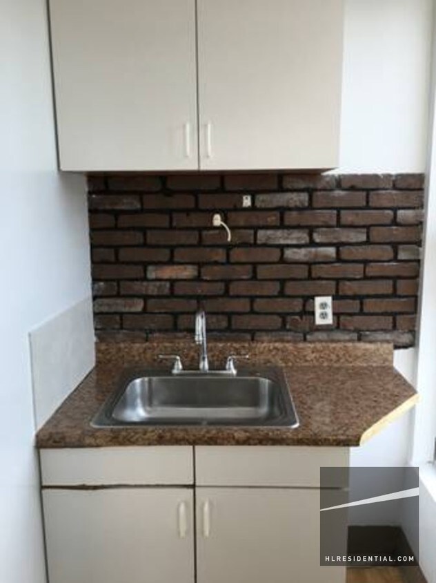 Foto del edificio - 3063 14th St