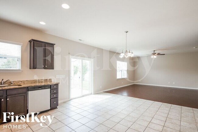 Building Photo - 8818 Balsam Bay Rd