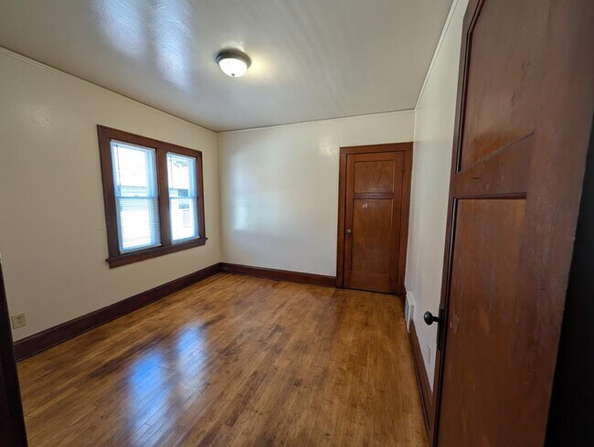Building Photo - 3215 N 53rd St