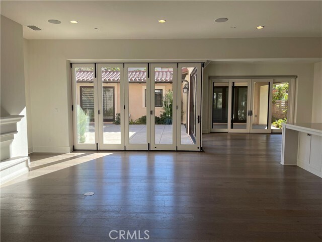 Building Photo - 106 Quiet Pl