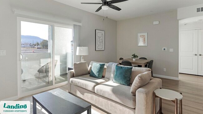 Building Photo - 760 S Boulder Hwy