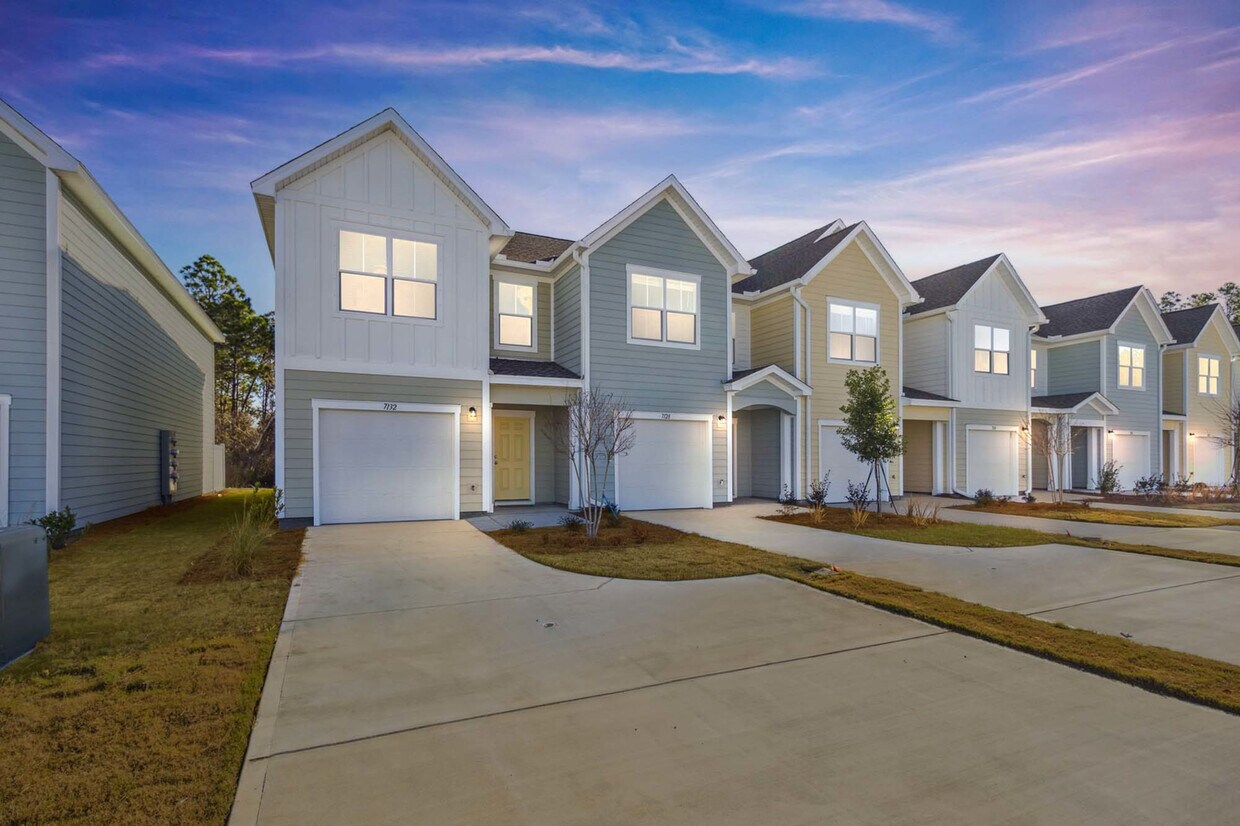Artisan Living Grand Lagoon 7110 London St Panama City Beach, FL