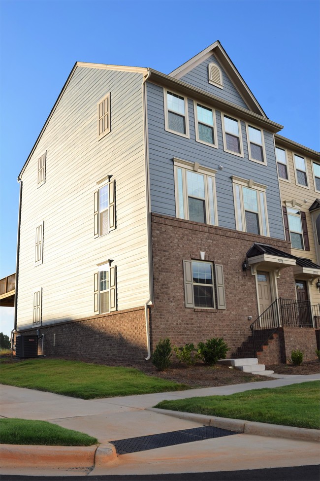 Foto del edificio - 3058 Potomac River Pkwy