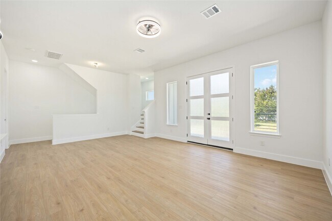 Foto del edificio - 3022 Drew St