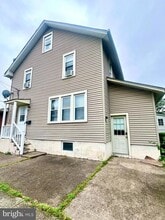 Building Photo - 75 E Browning Rd