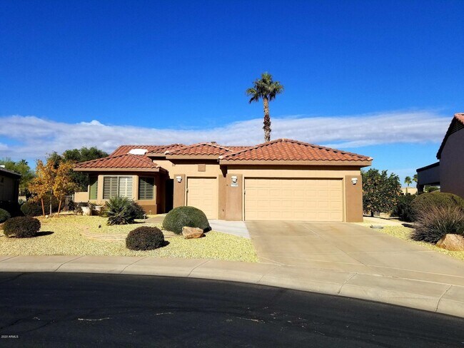 Foto del edificio - 15360 W Sierra Vista Dr