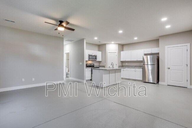 Foto del edificio - 5238 N Cypress St