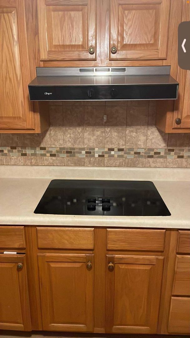 Foto del edificio - 504 W South