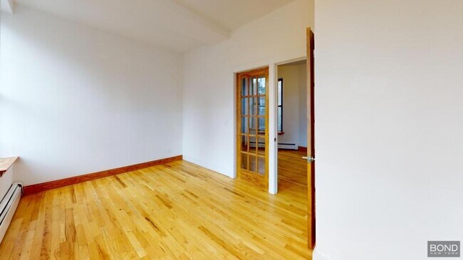 Foto del edificio - 1 bedroom in NEW YORK NY 10019